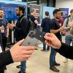 WaveTag Černá vizitka z kovu s vlastním designem